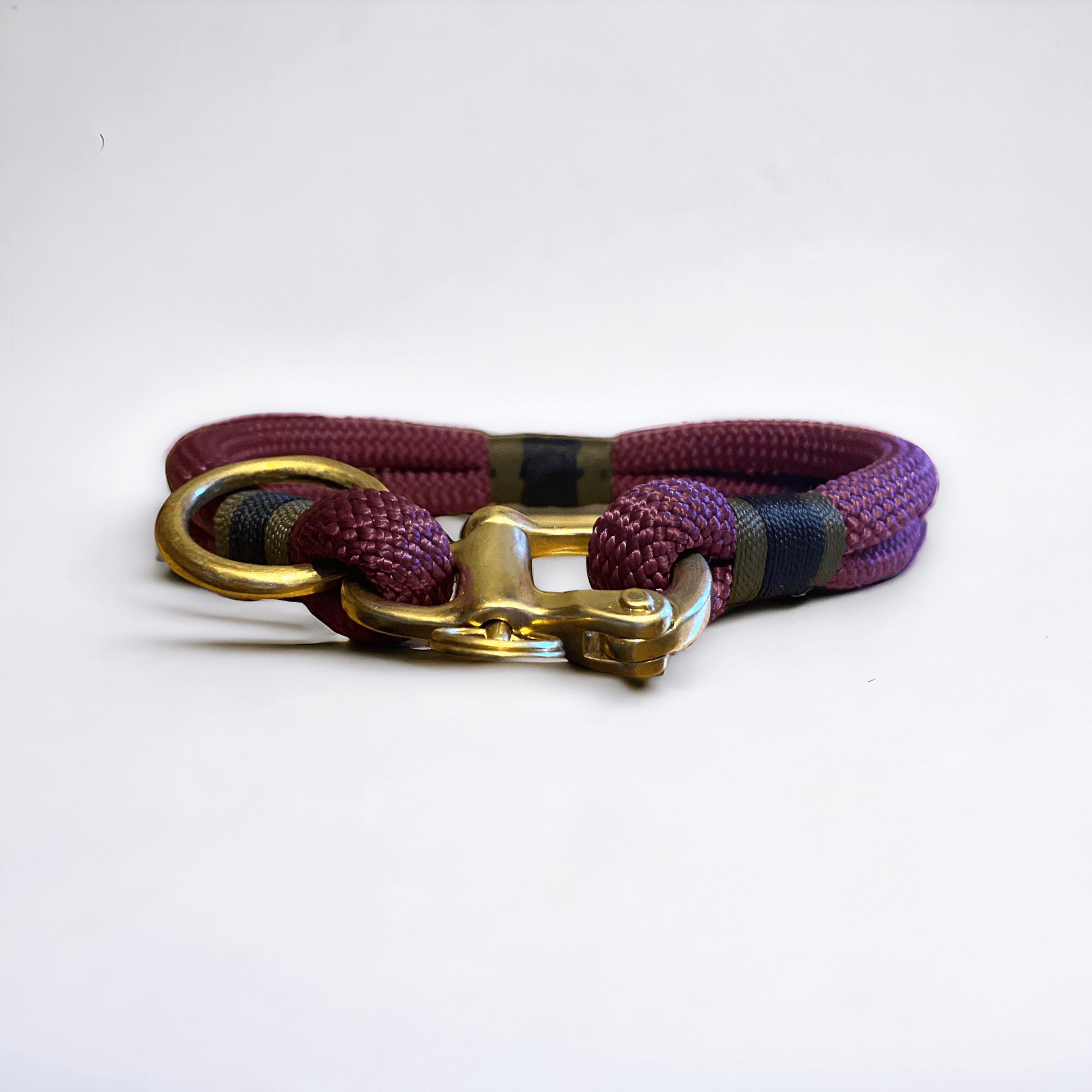 Greenwich Yarn Dog Collar – Bordeaux Edition | Handmade - Green Dog