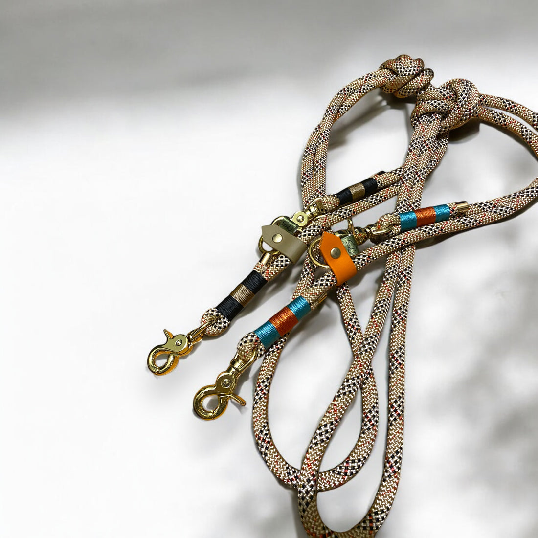 Green Dog’s handsfree adjustable dog lead, made from durable, eco-friendly rope with premium hardware. Perfect for active dog owners, offering handsfree convenience for walks and outdoor activities.